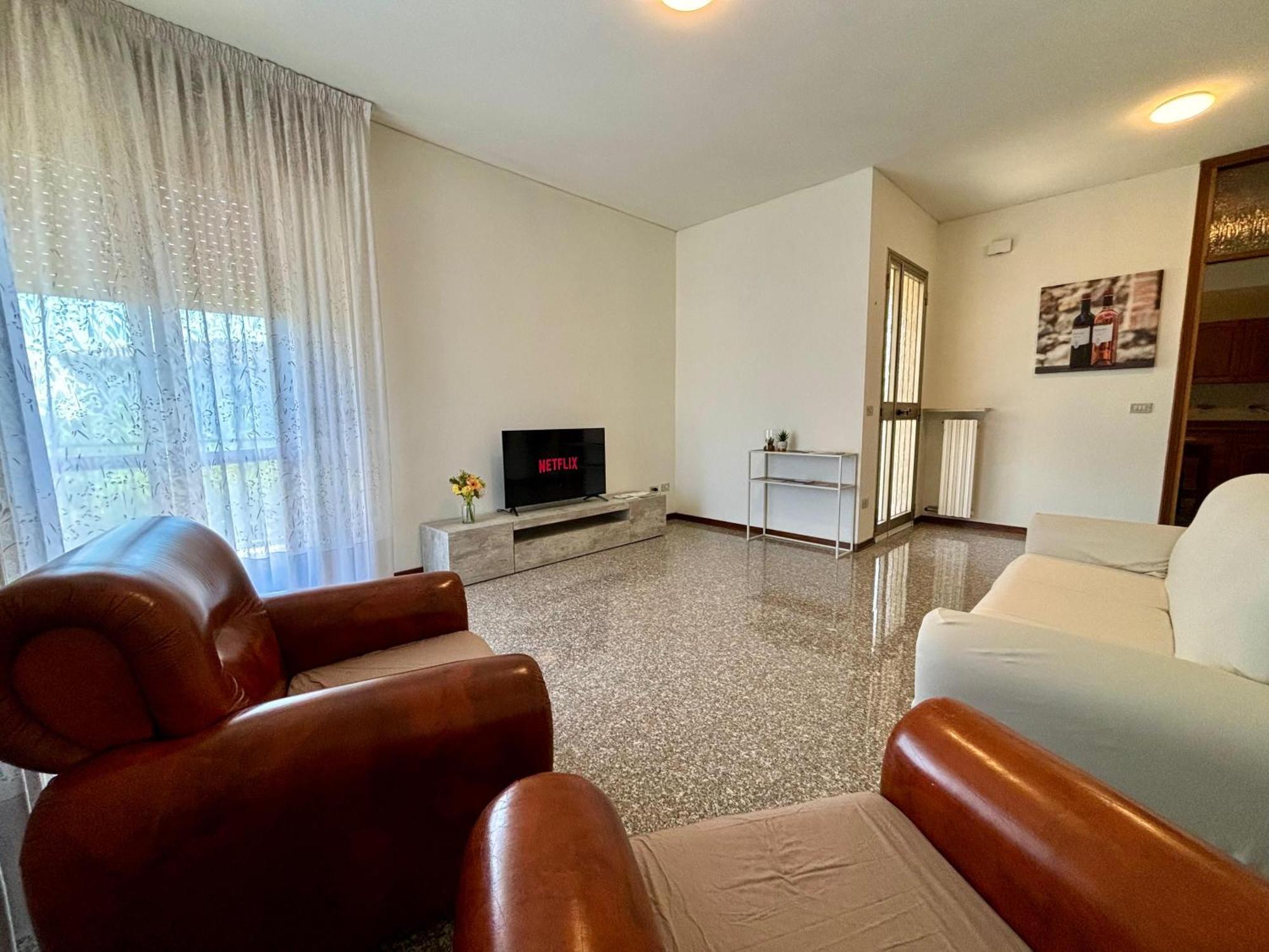 Casa Aurelio 2 Min Dall'Ospedale Negrar Exteriör bild
